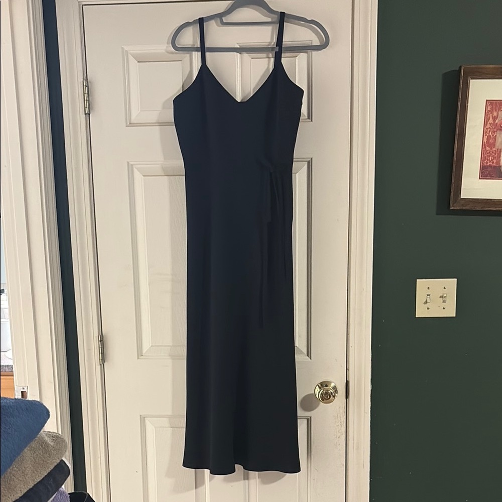 Chic Navy Sleeveless Maxi Dress